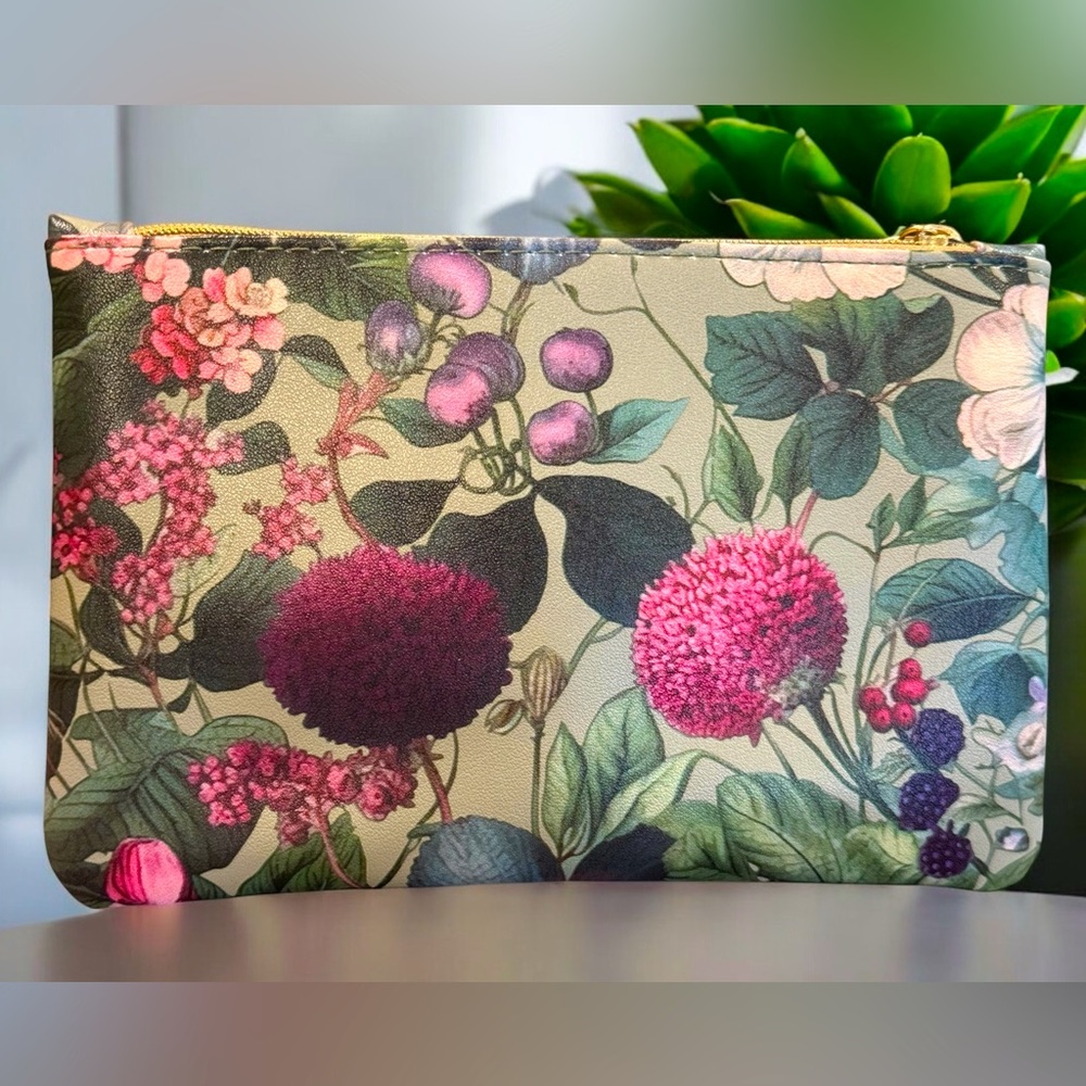 Ipsy Floral Cosmetic Pouch Approximately 7.5”x 5”